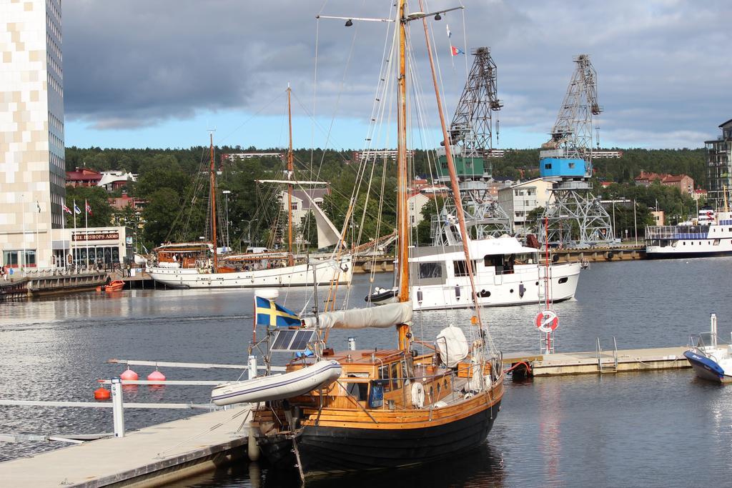 Örnsköldsviks Gästhamn Vandrarhem Exteriör bild